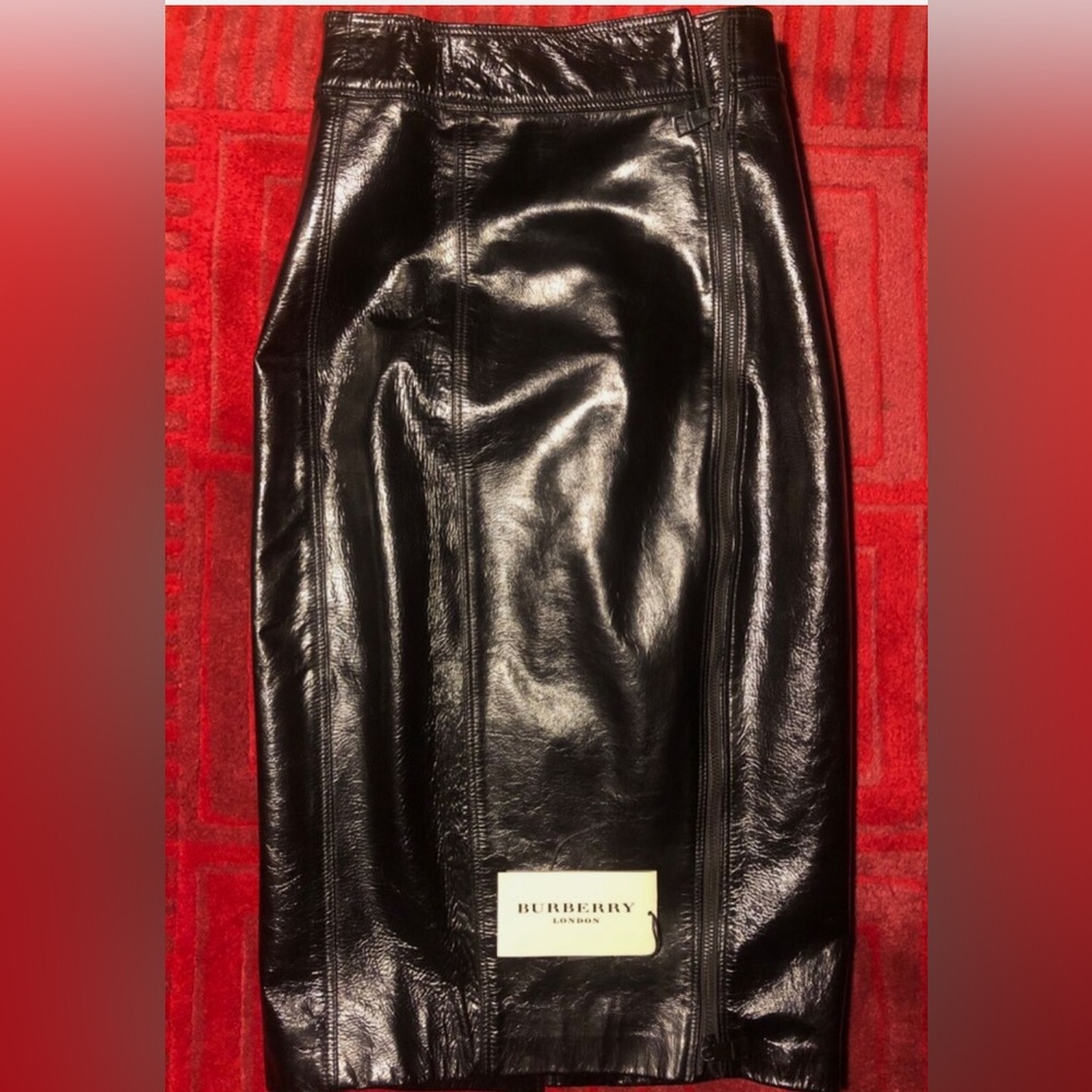 Burberry leather mid skirt size 0